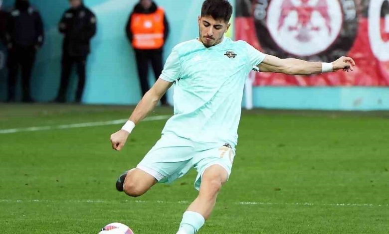 furkan orak buyuk kuluplerinden hedefinde f4dba5a33f67 |
