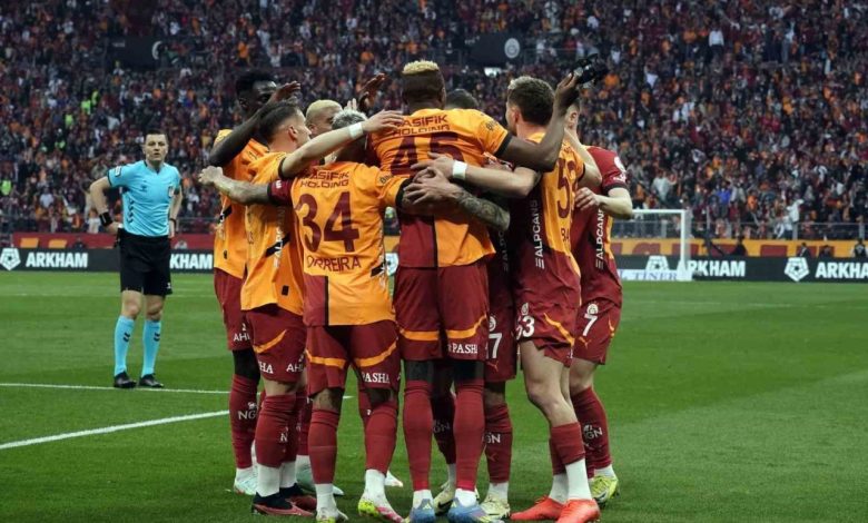 galatasaray ligde evindeki yenilmezligini surdurdu 7b7064494992 |
