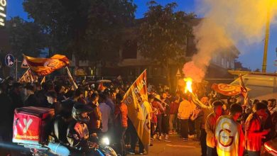 galatasaray taraftarlari floryada sampiyonlugu kutluyor c730812e2798 |