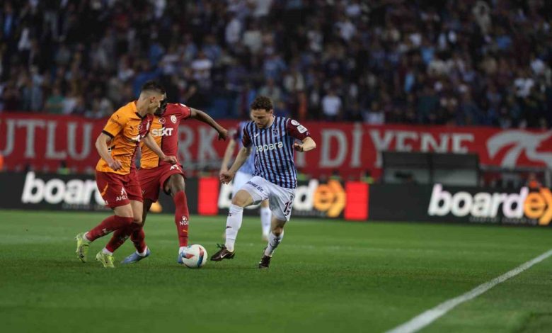 galatasarayda 2 degisiklik 97725492c932 |