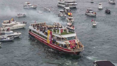 galatasarayda kutlamalar ustu acik otobus turuyla basladi 9764aa233000 |