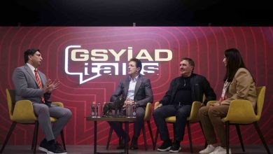 hagi ve popescu yil donumunde uefa kupasi zaferini anlatti 79e5177ea829 |