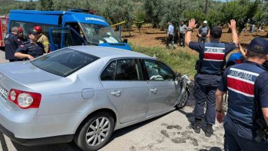 hatali sollama yapan otomobil jandarma ekibiyle carpisti 1 olu 2 yarali 5e1de701db31 |