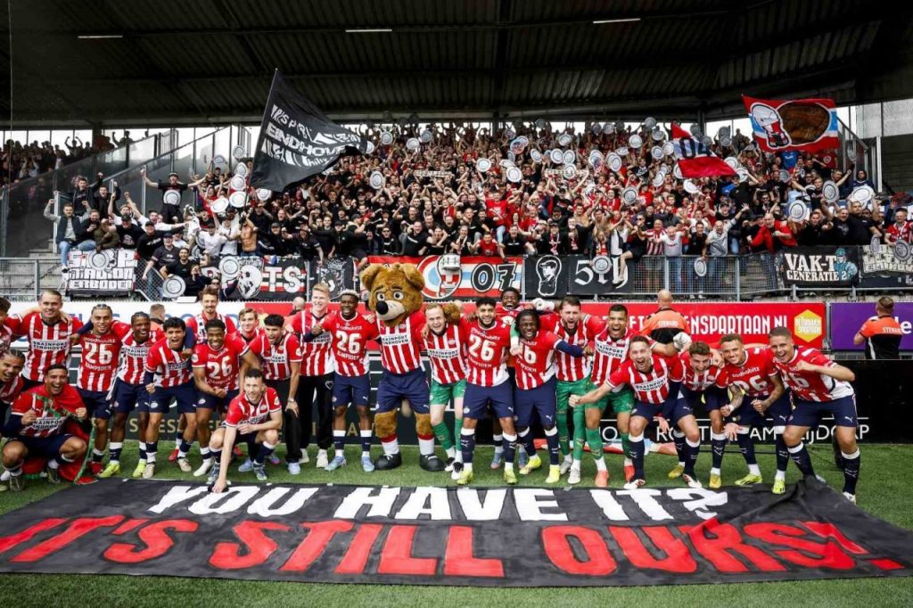 hollandada sampiyon psv 26feb2e3c366 |