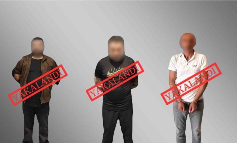icisleri bakani yerlikaya kirmizi bultenle aranan 3 sahis yakalandi ve ulkemize iadeleri saglandi c13bb0505e1e |