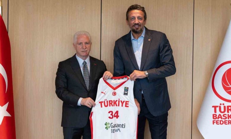 istanbul valisi davut gulden tbf baskani turkogluna ziyaret f6e570e9f7a0 |