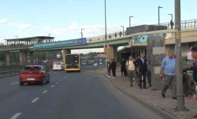 istanbulda ozel halk otobusu grevi duraklarda yogunluga neden oldu c471eb32bc4d |