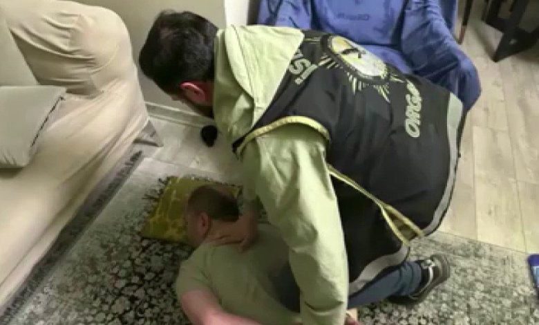 istanbulda sokak cetelerine ve onlara silah temin eden silah imalatcilarina operasyon 936137acc8f5 |