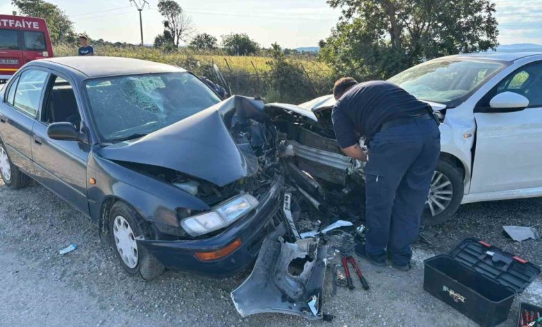 ivrindide trafik kazasi 5 yarali a8fb55dadb7f |