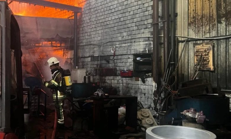 İzmir’de metal döküm atölyesinde yangın 1 izmirde metal dokum atolyesinde yangin 79cb0ee48a04 |