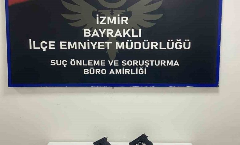 İzmir’de zehir taciri 3 şüpheli yakalandı 1 izmirde zehir taciri 3 supheli yakalandi bcb09b84f9f9 |