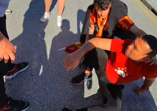Kadıköy’de Galatasaraylı taraftara silahlı saldırı kamerada 1 kadikoyde galatasarayli taraftara silahli saldiri kamerada 333ecfe5fffa |