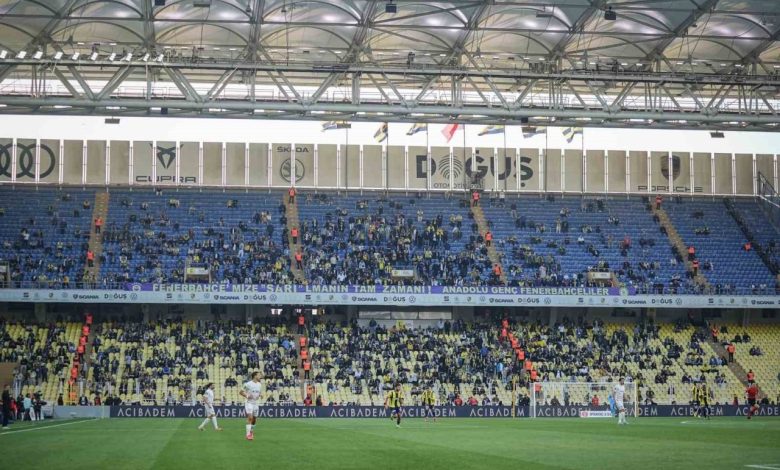 Kadıköy’de tribünler boş kaldı 1 kadikoyde tribunler bos kaldi 28d63593034e |