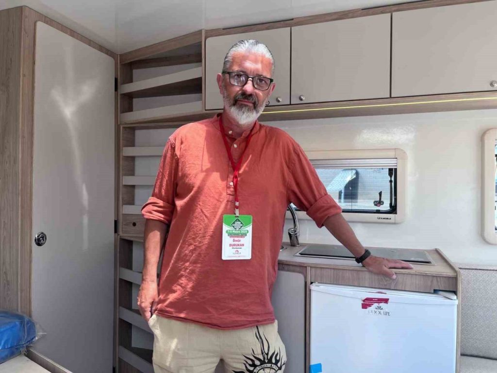 karavan tutkunlari izmirde bir araya geldi b458a2355741 |