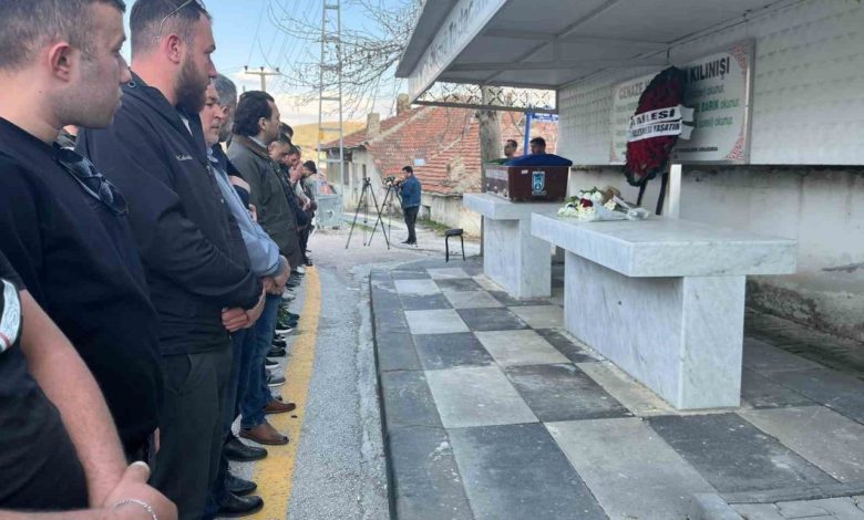 komsusu tarafindan oldurulen genc kiz son yolculuguna ugurlandi b40984b8817e |