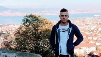 kostebek tabancasinin patlamasiyla hayatini kaybeden genc topraga verildi e48b65c62be4 |