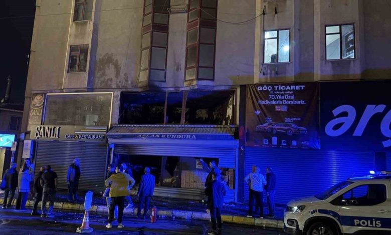 kucukcekmecede ayakkabi dukkaninda korkutan yangin 2dea5a1926fe |