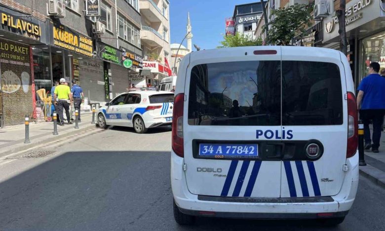 kucukcekmecede fenalasip yola yigilan adamin uzerinden arac gecti e5adbd173e4e |