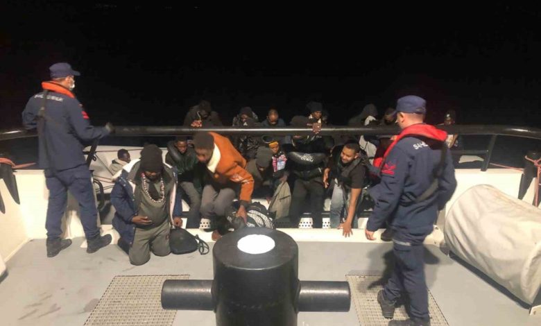 lastik bot icerisinde 28 gocmen yakalandi 1fcee3858b58 |