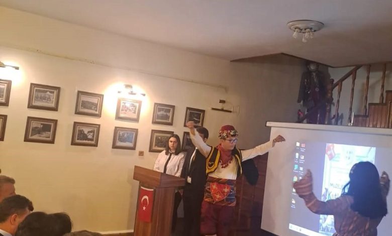 Müzeler Haftası Etkinliği Sıdıka Erke Etnografya Müzesi’nde gerçekleştirildi 1 muzeler haftasi etkinligi sidika erke etnografya muzesinde gerceklestirildi d6d64f69e860 |