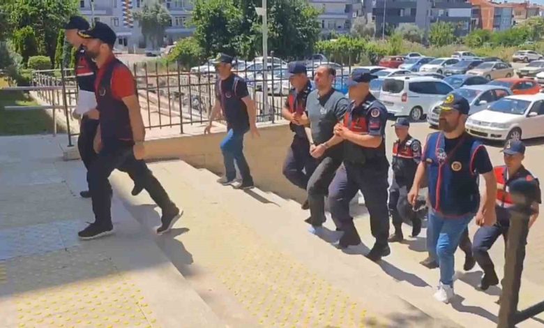odemiste 10 ayri suctan 124 yil hapisle araniyordu jandarmadan kacamadi a0178fd541a8 |