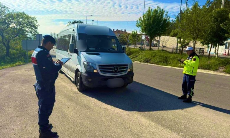 Okul çevresindeki şüphelilere geçit yok...27 şahıs yakalandı 1 okul cevresindeki suphelilere gecit yok27 sahis yakalandi 3614e33e3a46 |