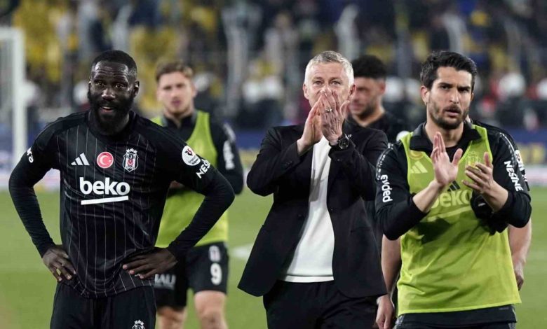 Ole Gunnar Solskjaer, deplasman hasretine son verdi 1 ole gunnar solskjaer deplasman hasretine son verdi eb11ab9a42d5 |
