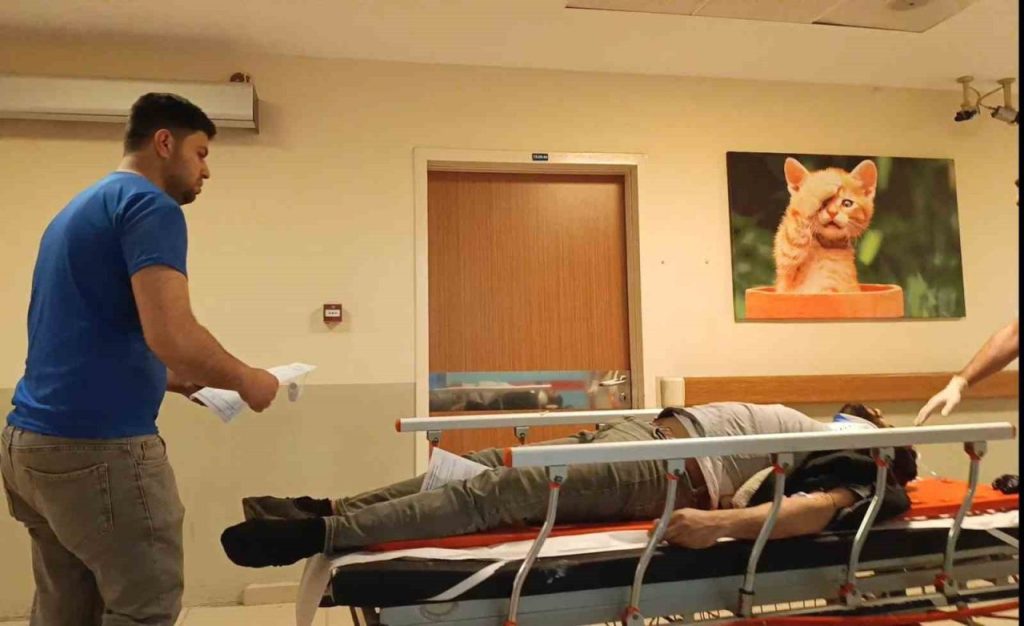 otomobil ile motosiklet carpisti 3 yarali 72e93bf37ba2 |