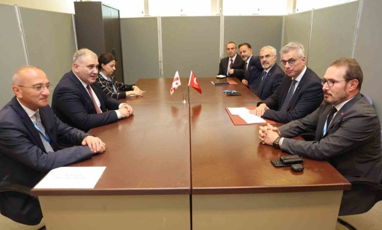 Sağlık Bakanı Memişoğlu, Gürcistanlı mevkidaşı ile bir araya geldi 1 saglik bakani memisoglu gurcistanli mevkidasi ile bir araya geldi 888143b4cb83 |