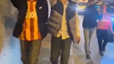 sampiyonluk kutlamasina doner bicaklariyla katildilar 1edae644ba92 |