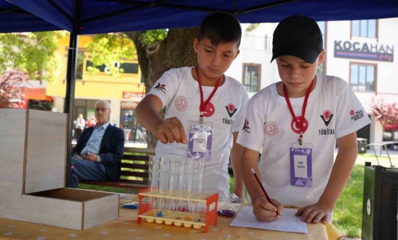 Sındırgı’da bilim fuarı düzenlendi 1 sindirgida bilim fuari duzenlendi 0a2245b0e285 |