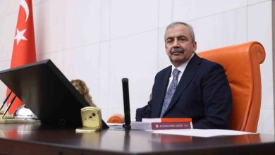 sirri sureyya onder hayatini kaybetti df7359a0d98d |