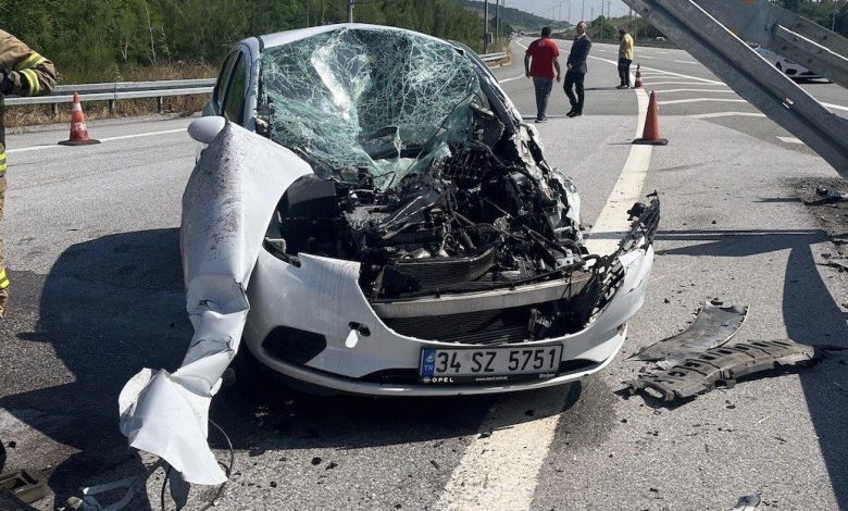 Susurluk’ta otoyol girişinde trafik kazası: 1 yaralı 1 susurlukta otoyol girisinde trafik kazasi 1 yarali 1db0322a2a61 |