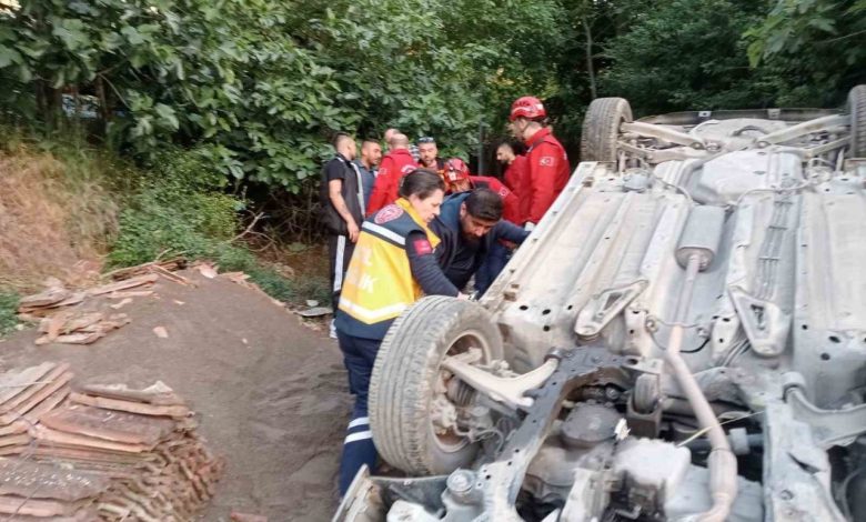 Susurluk’ta trafik kazası: 1 yaralı 1 susurlukta trafik kazasi 1 yarali 2238a6c0d1ad |