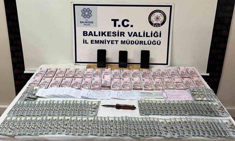 tefecilik ve resmi belgede sahtecilik yapan sahislara es zamanli operasyon e6d1d5d933f6 |
