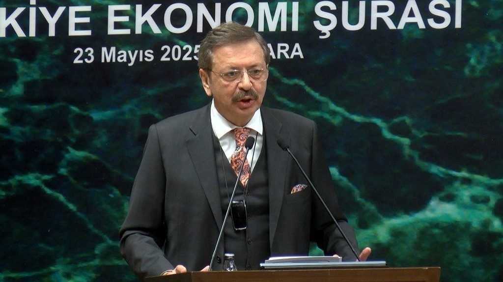 tobb baskani hisarciklioglu abdnin gumruk tarifelerini artirmasiyla iceride ve disarida cinle rakip olacagiz dfecc674b57e |