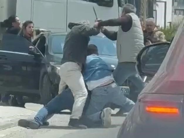 trafikteki kavgalara uzman tavsiyesi aractan cikmayin 0dbce3d126a3 |