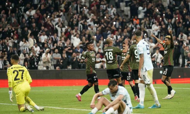 Trendyol Süper Lig: Beşiktaş: 4 - Adana Demirspor: 1 (Maç sonucu) 1 trendyol super lig besiktas 4 adana demirspor 1 mac sonucu 02cb20d61343 |