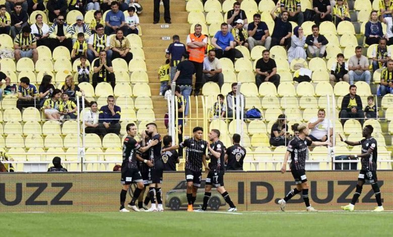 Trendyol Süper Lig: Fenerbahçe: 0 - Konyaspor: 1 (Maç devam ediyor) 1 trendyol super lig fenerbahce 0 konyaspor 1 mac devam ediyor 531d1b11ba04 |