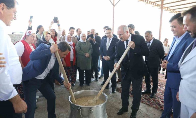 turk mutfagi haftasinda canakkaleden geleneksel dugun yemekleri 499b26e2d2e4 |