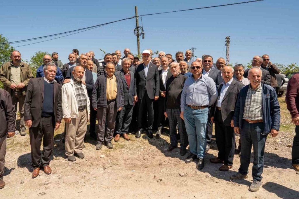 tzob genel baskani bayraktar ordu giresun ve trabzonda zirai dondan etkilenen findik bahcelerini inceledi d0bea199cb4d |