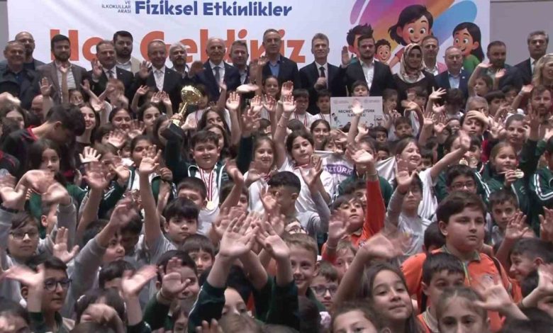 umraniyede geleneksel cocuk oyunlari ve ilkokullar arasi fiziksel etkinliklerde oduller sahiplerini buldu 113fec5d68b4 |