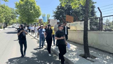 universite ogrencilerinden yuzde 74luk zam protestosu af9918c6ed38 |