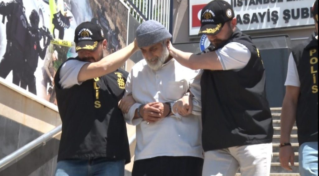 usak cezaevindeki olaylara karisan sahis 12 yil sonra eyupsultanda yakalandi c1955a56f58f |