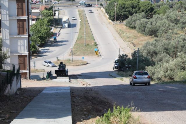 ATATÜRK MAHALLESI’NDE ULASIM KOLAYLASIYOR (1) ATATURK MAHALLESINDE ULASIM KOLAYLASIYOR 1 1024x683 |