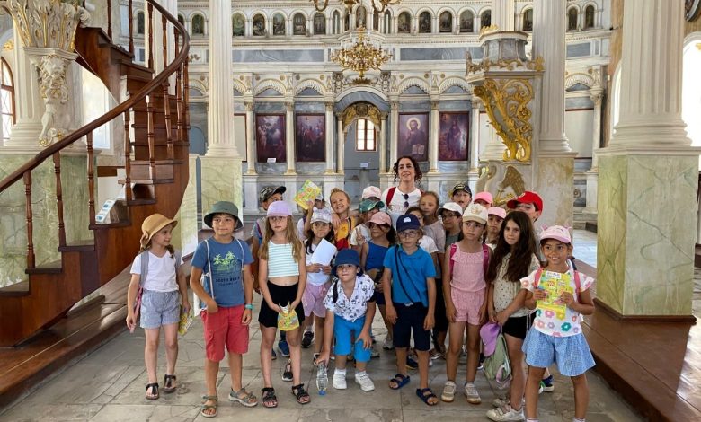 Ayvalık’ın Kültürel Mirası Minik Kaşiflerle Buluştu 1 WhatsApp Image 2025 06 24 at 15.00.16 6 |