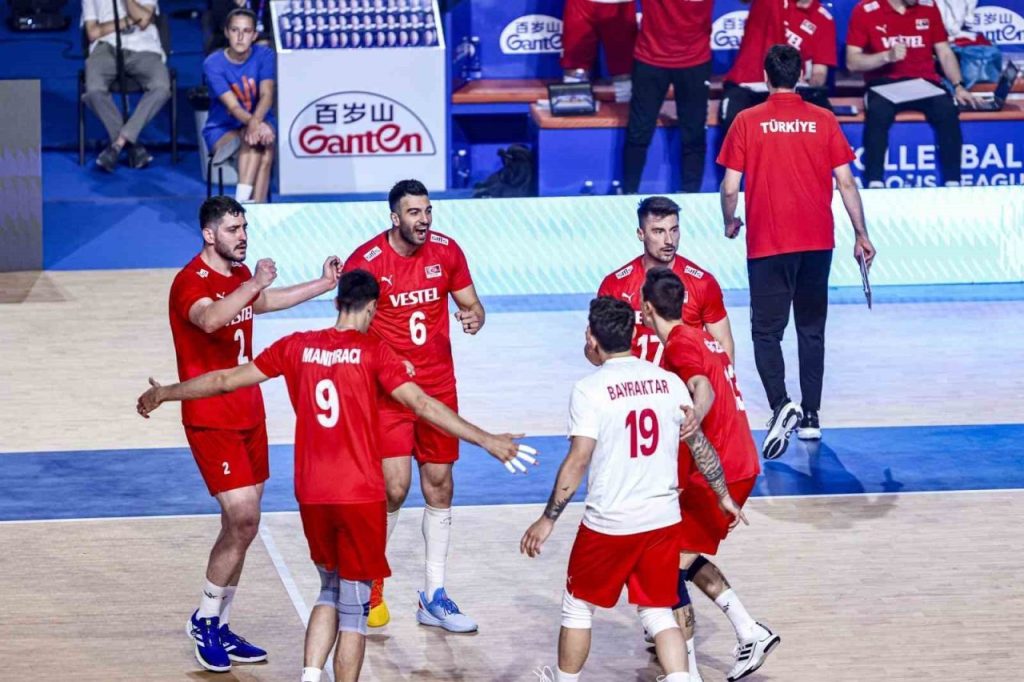 a milli erkek voleybol takimi slovenyaya 3 0 maglup oldu f6cd2b3c8911 |