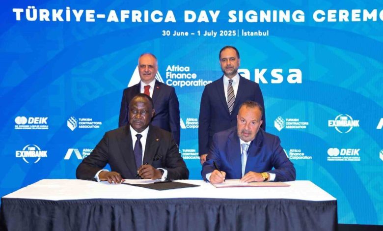 Afrika’ya 150 milyon dolarlık yatırım için imzalar atıldı 1 afrikaya 150 milyon dolarlik yatirim icin imzalar atildi 540933e68470 |