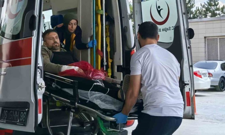 agac keserken motorlu testere ile elini kesti b75c04cf21cb |