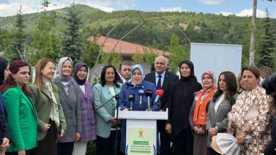 ak parti genel merkez kadin kollari baskani ercan bu ulkenin ak yurekli kadinlari turkiye yuzyilinin yesil vizyonunun sahadaki mimarlaridir 52fd5ceffd88 |